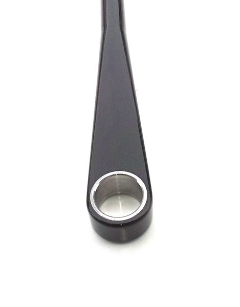 Progettazione e lavorazione di un braccio in fibra di carbonio per la parte mobile di un robot