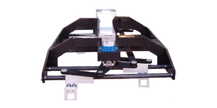 Pinza di presa in carbonio realizzata senza ausilio di stampi